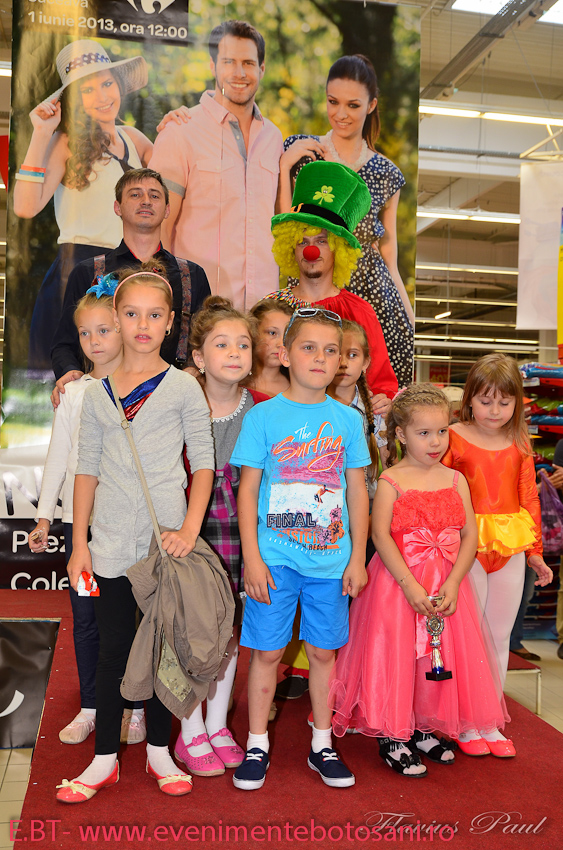 Suceava Carrefour- Colectia de vara TEX- Arlechin Botosani - 1 Iunie 2013 (309 of 311)