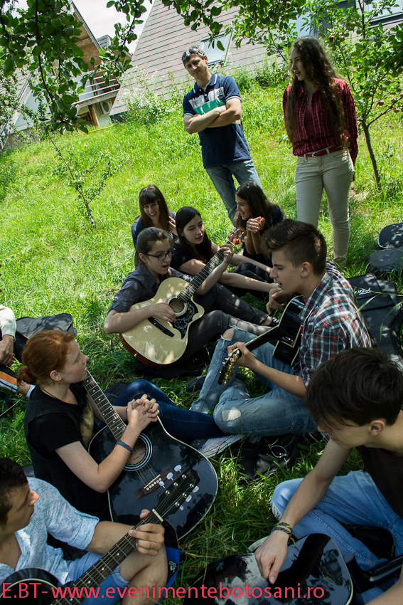 SERI MELANCOLICE EMINESCIENE - Festival National de Muzica Folk (100 of 176)