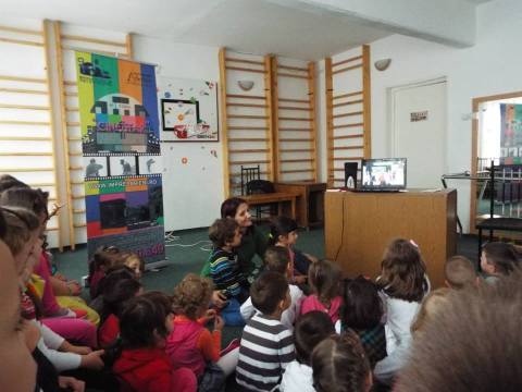 scoala-de-film-si-televiziune-cinestar-clubul-arlechin