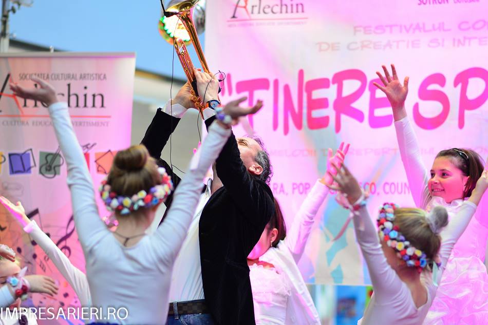 tinere sperante romania